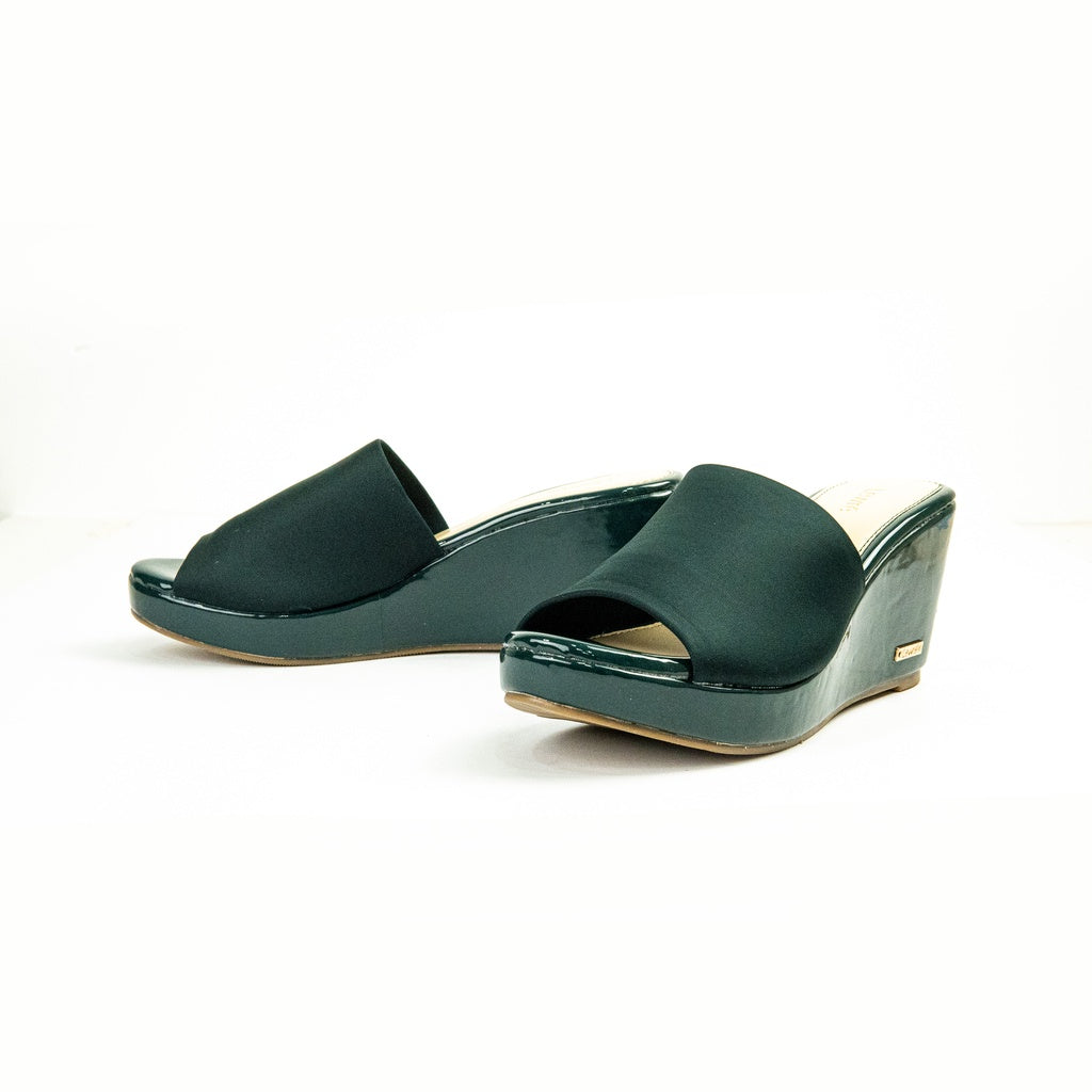 Lewré Leila green wedge sandals with wide elastic fabric straps and open toes